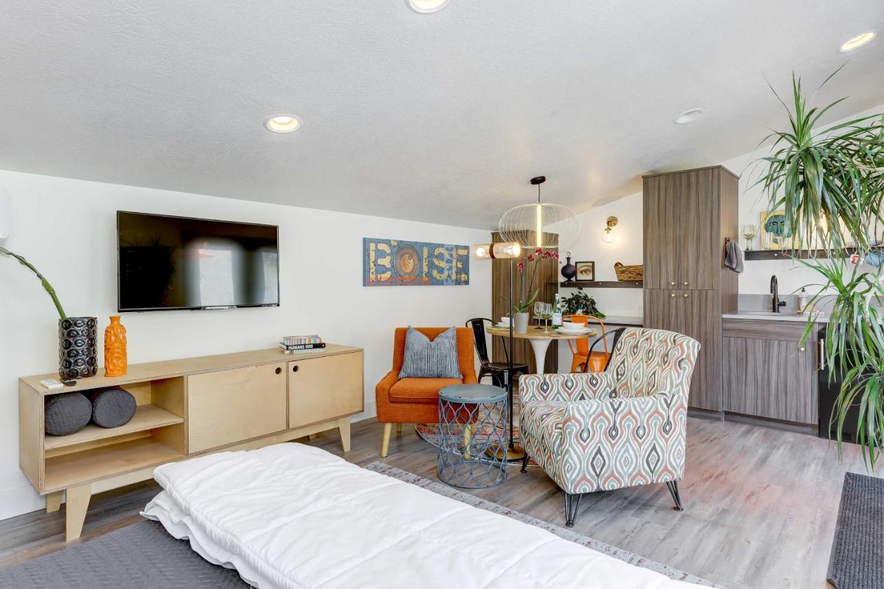Stylish And Modern Boise Studio With Foothills Views! Exterior foto
