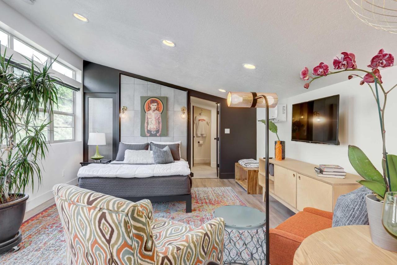Stylish And Modern Boise Studio With Foothills Views! Exterior foto